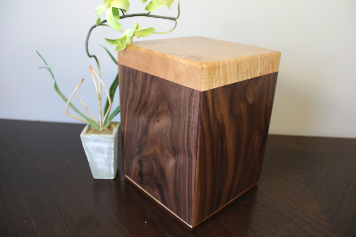 Black Walnut & Flamed Maple Black Walnut & Flamed Maple